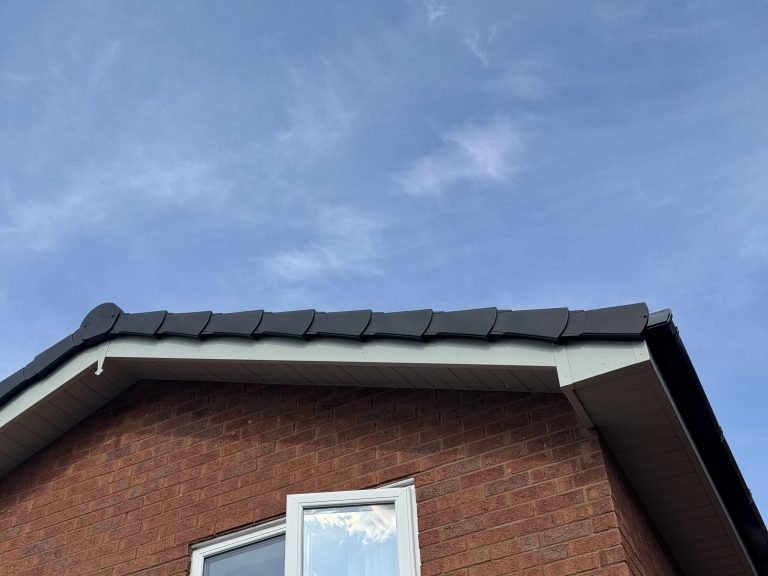 Agate grey fascia and soffit fitted by uPVC Houselift